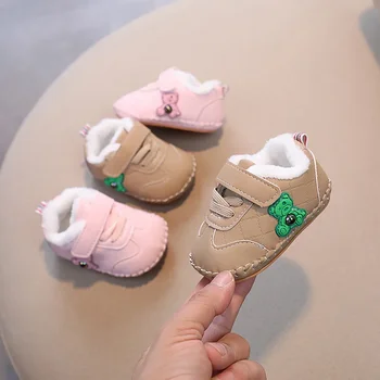 Детски обувки за момчета и момичета, обувки за бебета, плюшен и дебел памучен обувки за деца от 0 до 1 година на полумягкой подметка, есен-зима